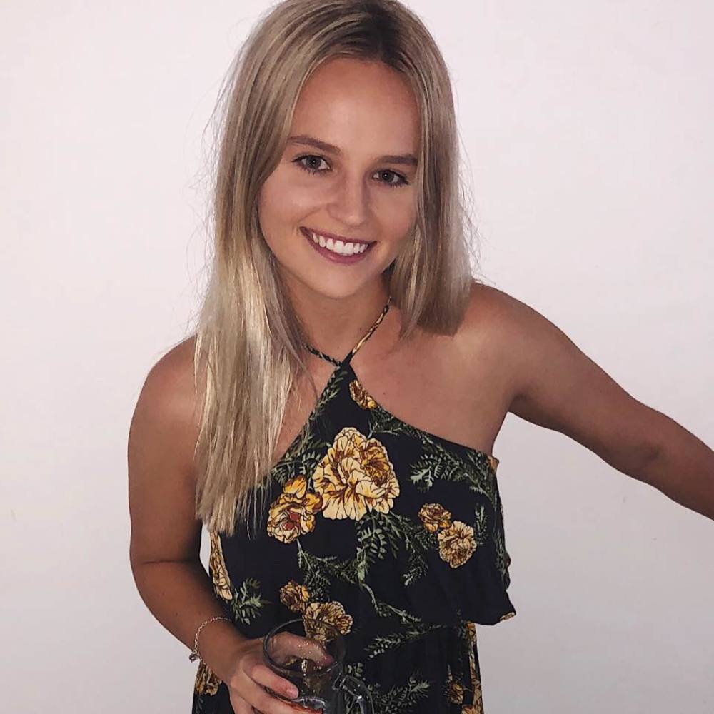 Meet your Posher, Alex